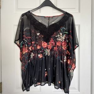 Misses batwing sleeve sheer top
